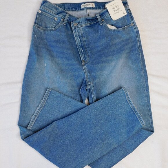A&F The '90s Straight Ultra High Rise Jeans | Crisscross Waist | NWT | 31/12R - Picture 1 of 10
